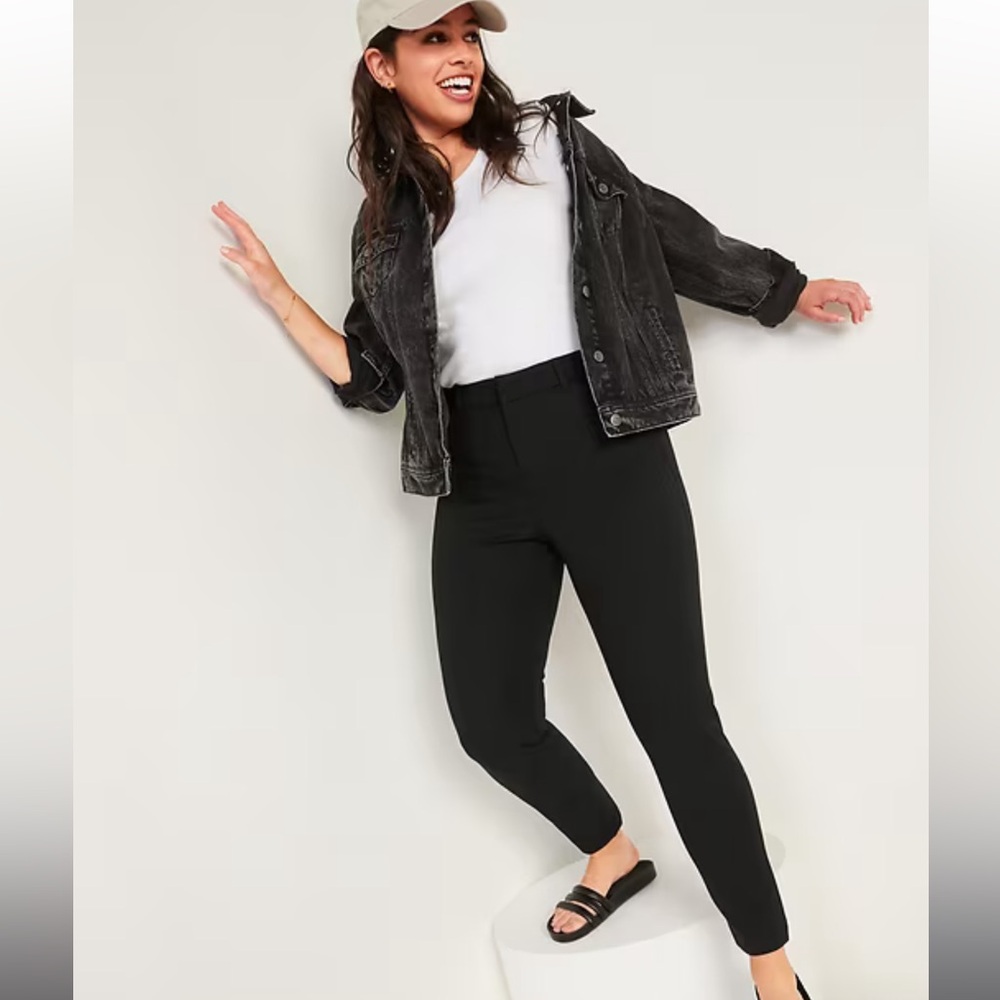 Old Navy black pixie pants